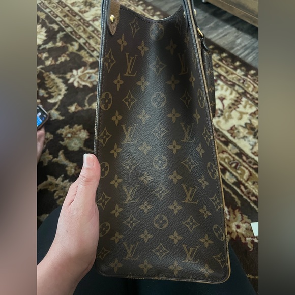 Authentic Louis Vuitton Monogram Bag - Picture 6 of 16